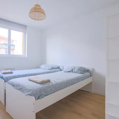 Appartement Familial - Avec Parking Prive Gratuit Arras Extérieur photo