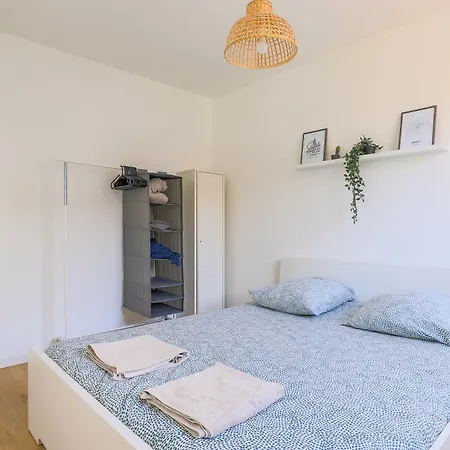 Appartement Familial - Avec Parking Prive Gratuit Arras Extérieur photo