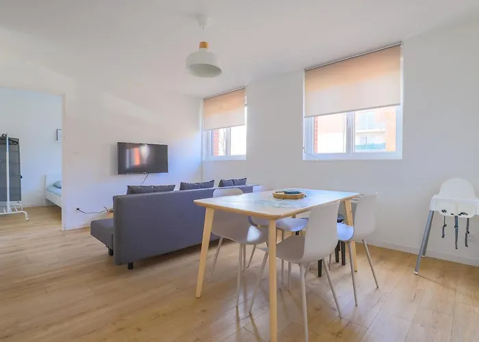 Appartement Familial - Avec Parking Prive Gratuit