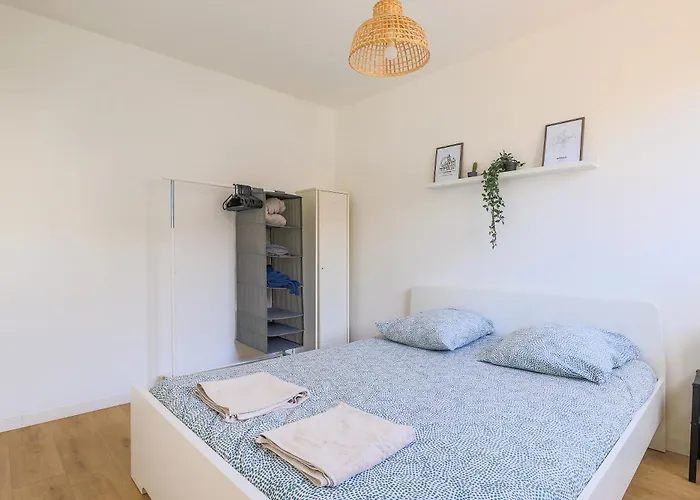 Appartement Familial - Avec Parking Prive Gratuit